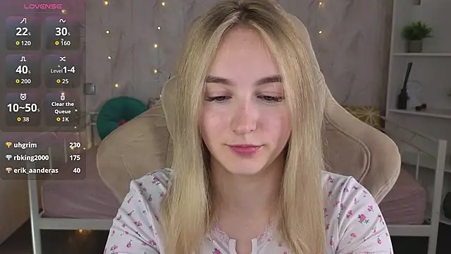 Shy_Polly Adlı Modelin Canlı XXX Sohbeti