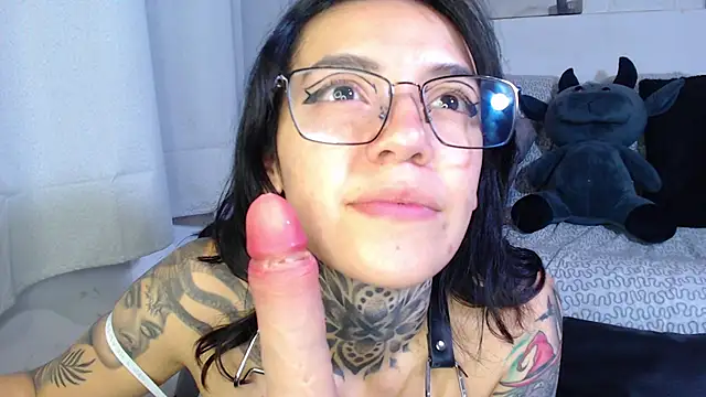 Czat XXX na żywo – Lunai_gh