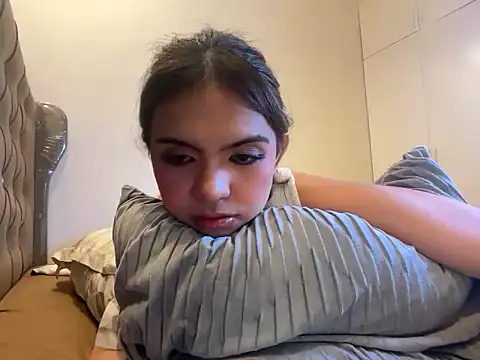 WomanofWorldTS 现场XXX聊天