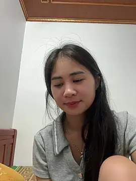 Chatroom XXX en direct de LittleSun_