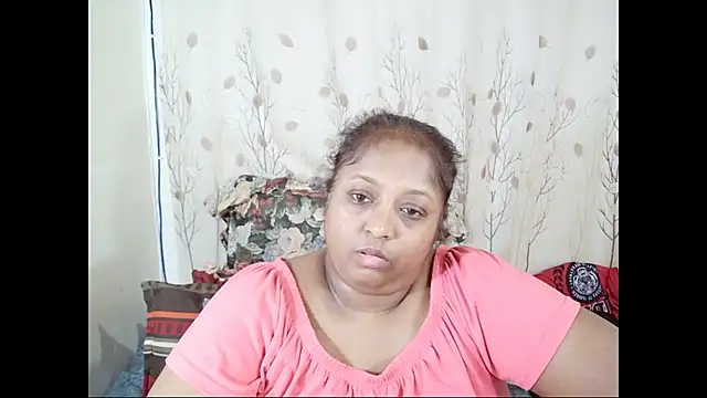 دردشة Indiantasha الجنسية المباشرة