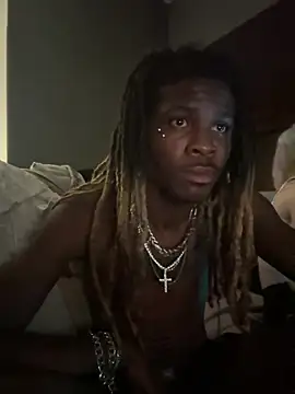 Show modela DaeDotFrankyLoko na web-kameri