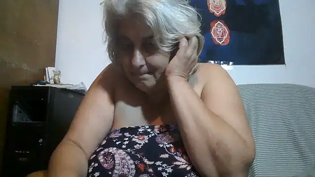 ExquisiteMature Adlı Modelin Canlı XXX Sohbeti