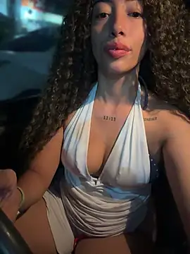roxyrougee: απευθείας συνομιλία ΧΧΧ