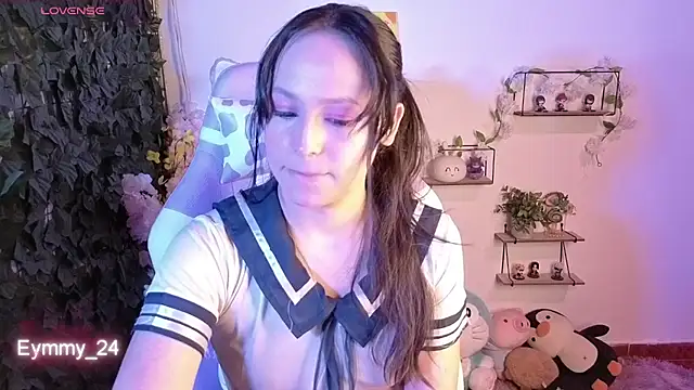 Czat XXX na żywo – Eymmy_24