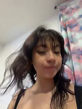 NefertitiXO 现场XXX聊天