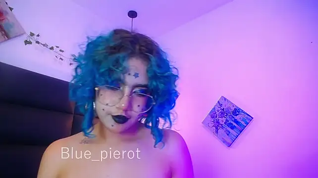blue_pierot's Live XXX Chat