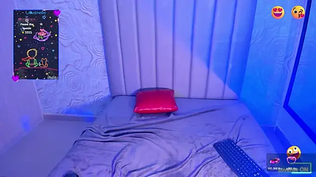 Chat XXX en directo de Lya_dubois_
