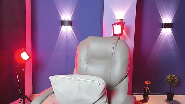 Maya369's Live XXX Chat