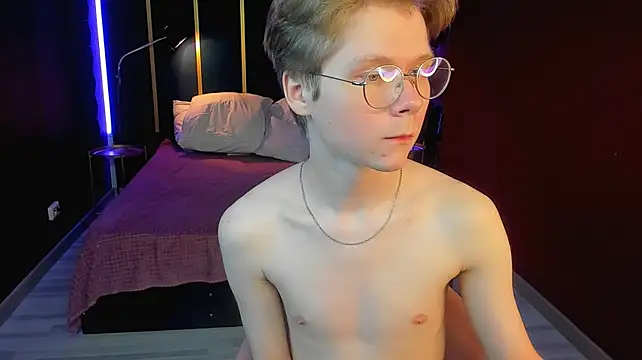 DanielSanders – Naživo XXX chat