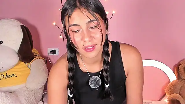Онлайн чат XXX SARA-HCUTE14
