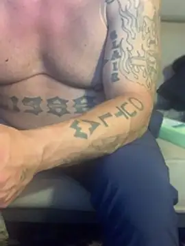Show modela Ldnick69 na web-kameri