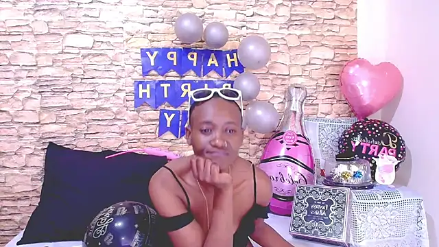 EbonyOlive69: онлайн-секс-чат
