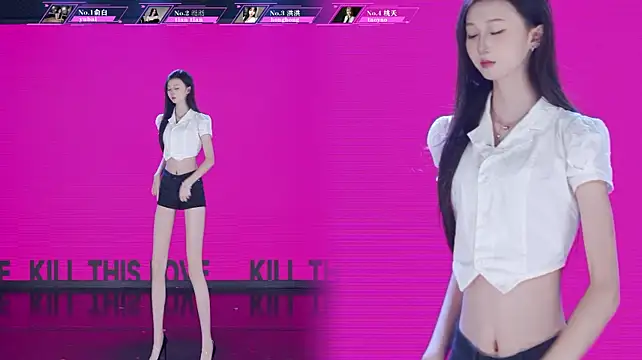 RSS-001's Live XXX Chat