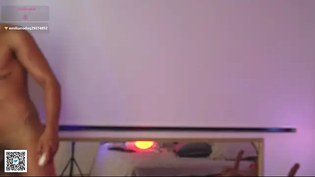 aaron_boltn Live XXX chat