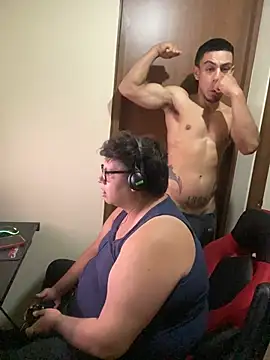 Taylor_DiamondBoy Live XXX-chat
