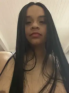 Chat +18 de Evy-Sterling ao vivo