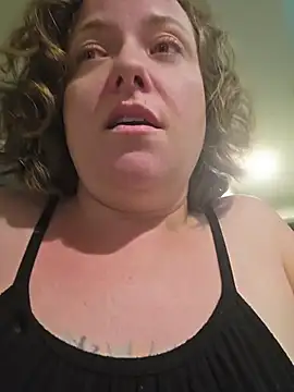 julimonroe Adlı Modelin Canlı XXX Sohbeti