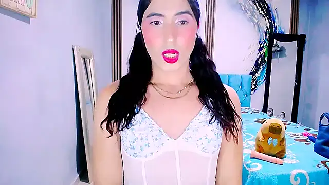 priscilahotker XXX чат на живо