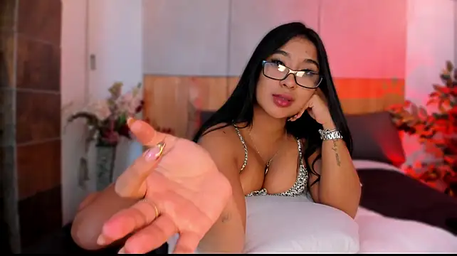 BellaHarllow's Live XXX Chat
