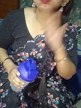 Shalini_telugu09: вебкам-шоу