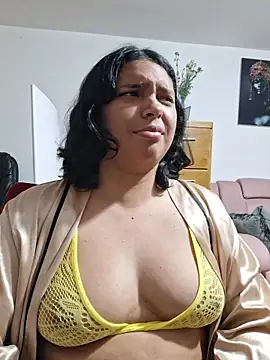 Emmaa_Lexx Adlı Modelin Canlı XXX Sohbeti