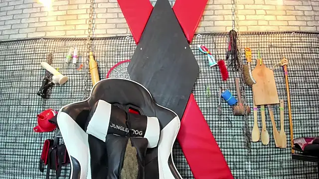 hillary_bigbutt's Live XXX Chat
