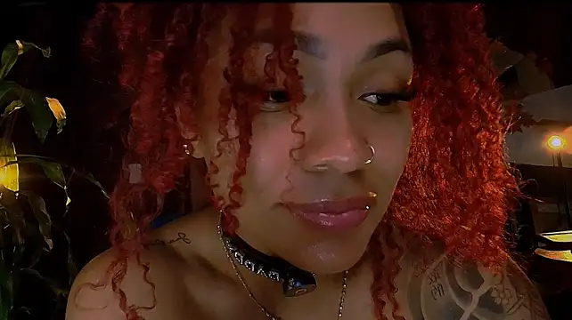 HeidiCox's Live XXX Chat