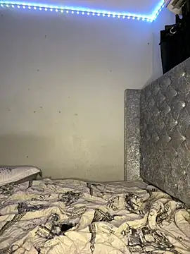 XXX chat uživo modela Jassielde26