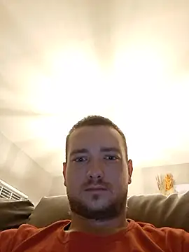 Cmc9661's Live XXX Chat