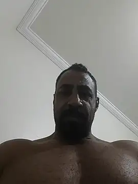 SilencedPoseur Adlı Modelin Canlı XXX Sohbeti