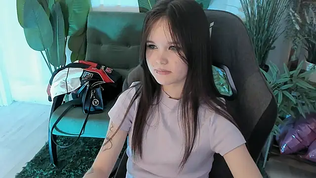 XXX chat uživo modela Elainebeness