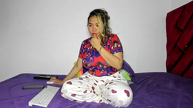 hot_lady19 Chat XXX in diretta