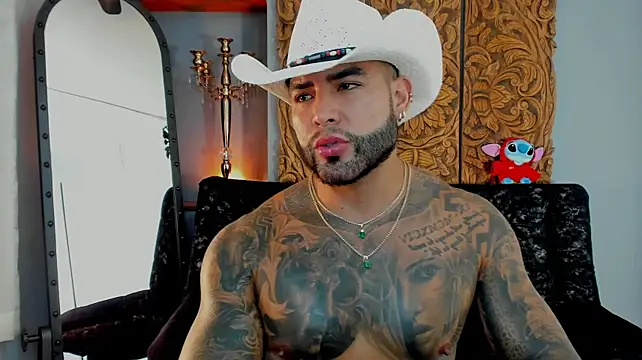 XXX chat uživo modela Aaron_Vega
