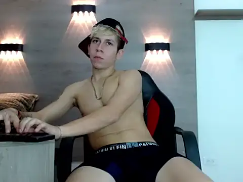 Gaeliitto Live XXX Chat