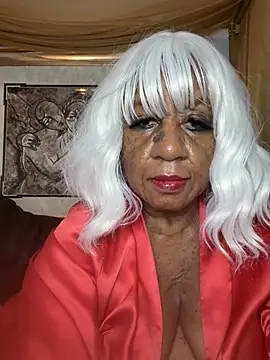 BreanaDivine's Live XXX Chat