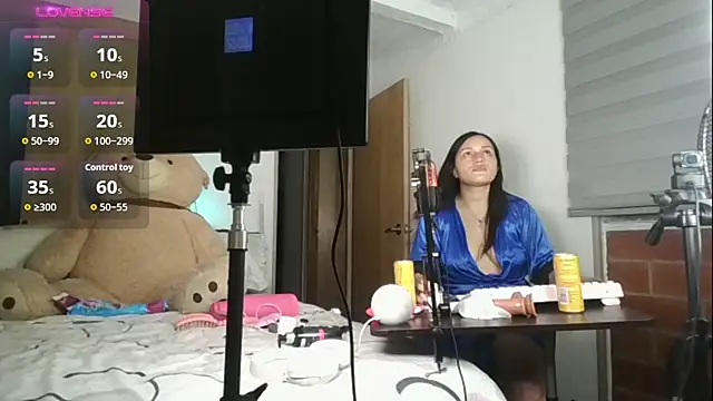 MeganDolll 现场XXX聊天
