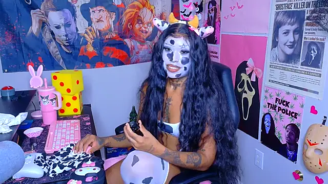 צ'אט XXX בשידור חי של spookiebaddie