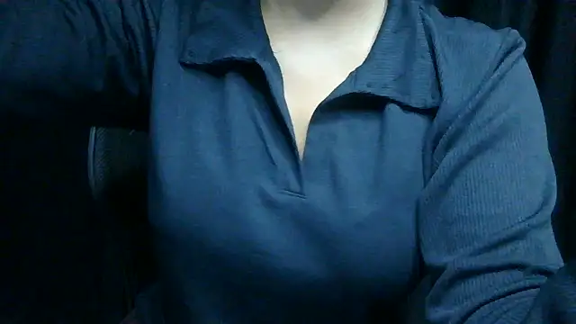 Chatroom XXX en direct de hoty_Vniti