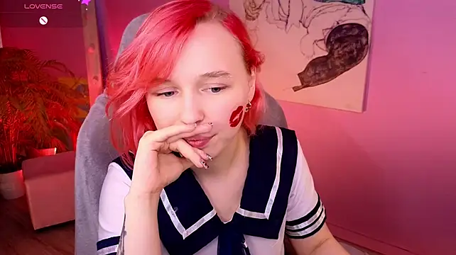 NaomiYoru's Live XXX Chat