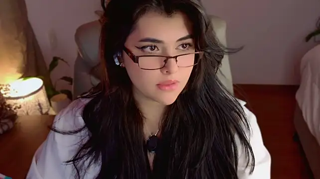 Nannicutee's Live XXX Chat
