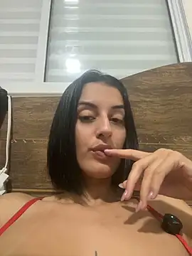 Chat +18 de Catmila94 ao vivo