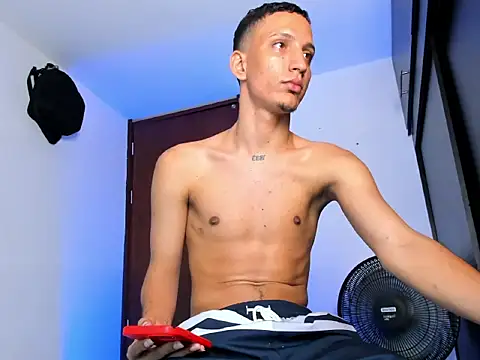 iamricardo_xn Live XXX chat