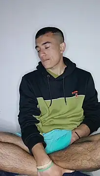 Thick_Cock 现场XXX聊天