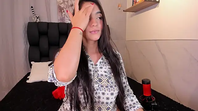 Chatroom XXX en direct de miss_hellen2