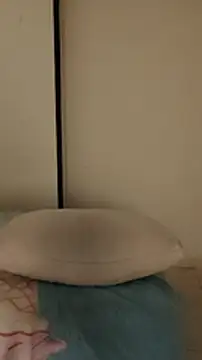 Chat +18 de Tselka ao vivo