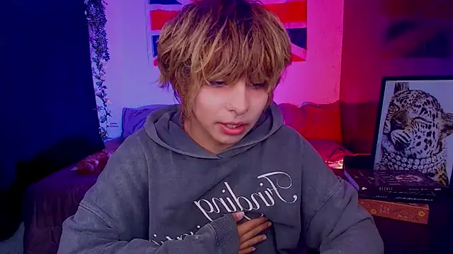 Aronn_44 라이브 XXX 채팅