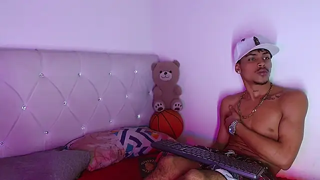 Angel_foxc13 Adlı Modelin Canlı XXX Sohbeti