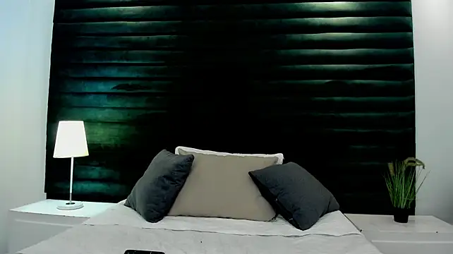 ValeryMontenegro Adlı Modelin Canlı XXX Sohbeti