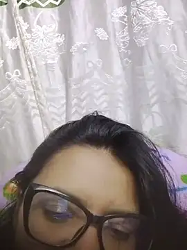 selena_foxy's Live XXX Chat